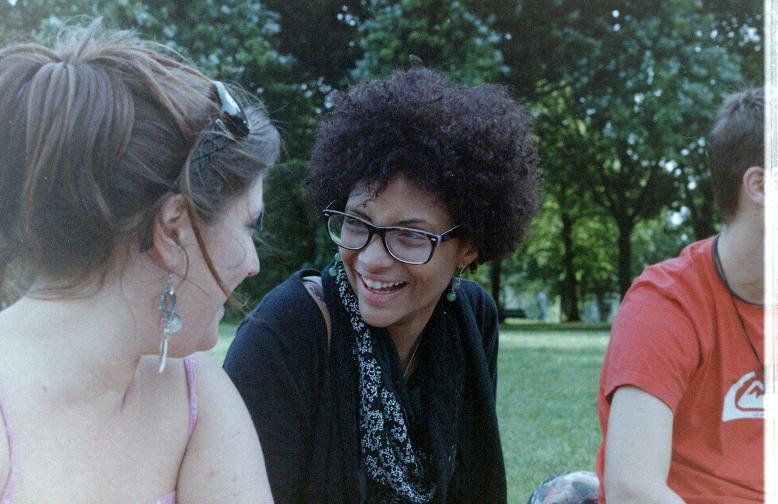 analogue photo regents park friends pentax k1000 35mm